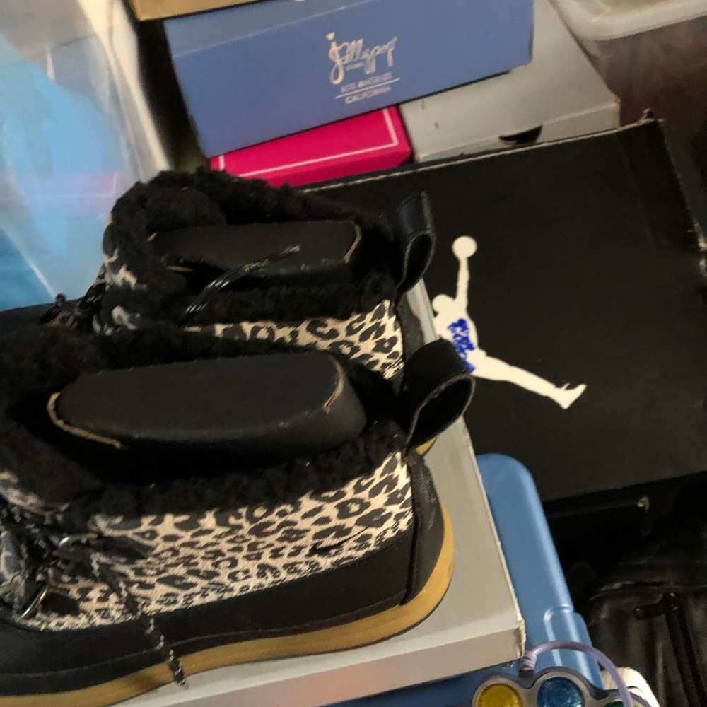 New.Nike ACGs. - Picture 3 of 7
